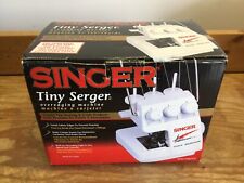 Usado, Máquina de costura Singer Tiny Serger overedging TS380 PLUS, cabo de alimentação de pedal comprar usado  Enviando para Brazil