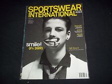 Usado, 2009 Revista Internacional de Ropa Deportiva - Sonrisa - Modelos de Moda - F 1044 segunda mano  Embacar hacia Argentina