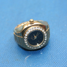 Reloj de anillo de dedo, cuarzo majestic, Japón, color dorado, con 28 piedras de calle, analógico, en caja segunda mano  Embacar hacia Argentina
