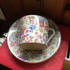 Tasse the porcelaine d'occasion  La Mailleraye-sur-Seine