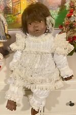Bellissima bambola artista usato  Alto Reno Terme