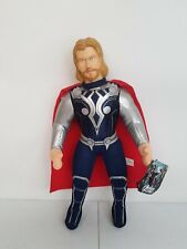 Brinquedo de pelúcia Marvel's Avengers Thor com cabeça de plástico. Hasbro 2011. 17 pol. (43 cm) comprar usado  Enviando para Brazil