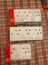 triple electric socket for sale  MAIDSTONE