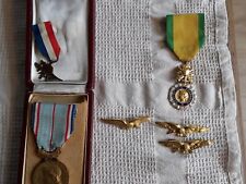 Lot medailles insignes d'occasion  Le Passage