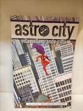 Astro city vol. usato  Reggio Emilia