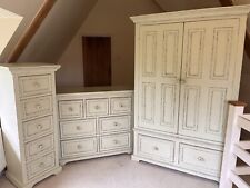 Shabby chic wardrobe for sale  BUNTINGFORD