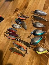 Lote de 17 cucharas de pesca vintage K.O. Señuelos oscilantes/sin marca, etc. segunda mano  Embacar hacia Argentina