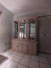 Beautiful dining hutch for sale  Hialeah