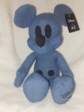 Brinquedo de pelúcia Mickey Mouse Disney x AE American Eagle azul denim edição especial, usado comprar usado  Enviando para Brazil