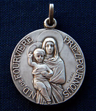 Belle médaille religieuse d'occasion  Pont-Évêque