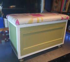 Toy Box with Cushioned Seat Top Large, used for sale  Shipping to South Africa