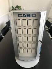 Espositore a vetrina per orologi ruotante marchio Casio usato  Italia