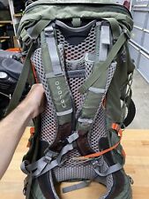 Mochila Osprey verde ATMOS 65 AG talla M segunda mano  Embacar hacia Argentina