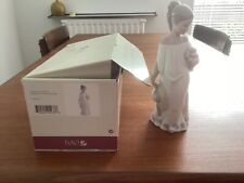 Nao lladro together for sale  HOUGHTON LE SPRING