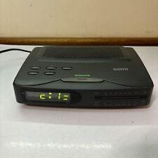 Usado, Despertador Sanyo com rádio AM/FM e função soneca RM6022 comprar usado  Enviando para Brazil