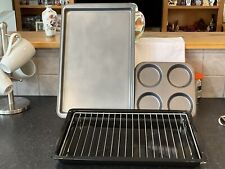 Various oven trays for sale  NOTTINGHAM