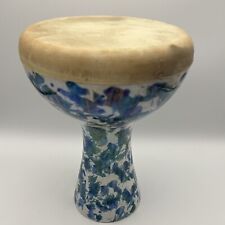 Tambor de cerámica de arcilla Doumbek Darbuka percusión blanco azul verde iridiscencia segunda mano  Embacar hacia Argentina
