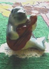 Estatueta de golfinho minúsculo vintage tocando guitarra Japão comprar usado  Enviando para Brazil