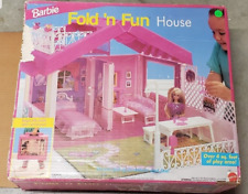 Casa de muñecas Barbie Fold N Fun de 2 pisos con algunos muebles y accesorios Mattel 1992 segunda mano  Embacar hacia Mexico