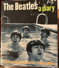 The Beatles A Diary 1998 capa dura livro tamanho grande escrito por Barry Miles raro comprar usado  Enviando para Brazil