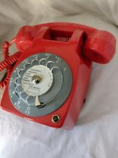 Ancien téléphone rouge d'occasion  La Bruffière