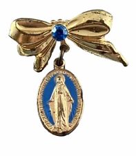 Usado, Alfiler de arco medalla religiosa vintage católico milagroso María esmalte azul tono dorado segunda mano  Embacar hacia Argentina