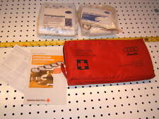 Audi 1999 A4, A6 Sedan Hartmann first aid 1 kit and RED GENUINE 1 Bag ,4B0860281 myynnissä  Leverans till Finland
