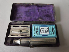 Juego de cuchillas de afeitar y hojas azules sin abrir Gillette vintage con estuche grabado segunda mano  Embacar hacia Argentina