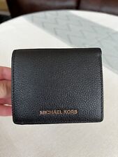 Funda para tarjetas Michael Kors Mercer pequeña billetera plegable de cuero negra segunda mano  Embacar hacia Argentina