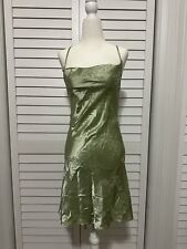Vestido com alça nas costas verde pastel padrão floral transparente pequeno, usado comprar usado  Enviando para Brazil