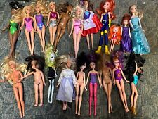 Lote Mixto de 20 Muñecas Barbie Mattel Monster High Disney Elsa Batgirl segunda mano  Embacar hacia Argentina
