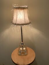 Lámpara de mesa vintage de vidrio grabado. 14 pulgadas de alto segunda mano  Embacar hacia Argentina