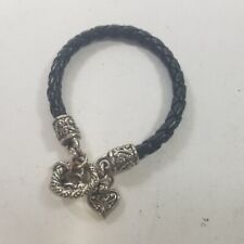 Pulseira de berloque de coração de couro em tom de prata preta ornamentada, usado comprar usado  Enviando para Brazil