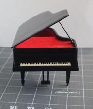 Antiga caixa de música preta Yamaha piano de cauda articulada superior e capa de teclado feita no Japão comprar usado  Enviando para Brazil