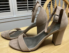 9 heels sz chunk for sale  Kingston