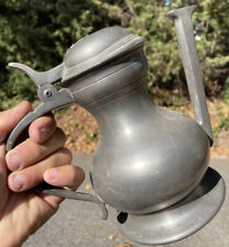 Tin pitcher pouring d'occasion  Expédié en Belgium