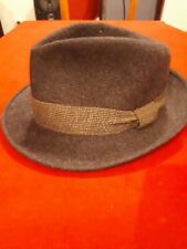Ancien chapeau vintage d'occasion  Ahun