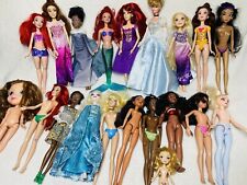 Usado, 18 muñecas Disney princesas Disney tamaño Barbie muñecas segunda mano  Embacar hacia Argentina