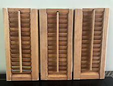 Persianas interiores de madera rescatada de 16 paneles de 3/4" de altura persianas de colección segunda mano  Embacar hacia Argentina