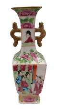 Antico vasetto cinese usato  Massa