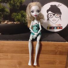 Monster high doll d'occasion  Veneux-les-Sablons