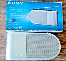 Rádio AM/FM compacto analógico portátil Sony ICF-304, prata, novo estoque antigo, elegante comprar usado  Enviando para Brazil