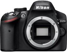 Nikon d3200 24m for sale  EDGWARE