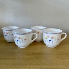 Usado, Xícaras de chá de vidro leitoso Arcopal França conjunto de 4 canecas de café tulipas Cottagecore MCM comprar usado  Enviando para Brazil