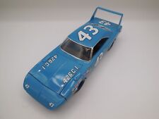 Richard Petty #43 Plymouth Superbird Nascar carro construído em plástico modelo azul comprar usado  Enviando para Brazil
