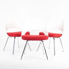 Cadeiras laterais executivas 2011 Eero Saarinen para Knoll em tecido vermelho 3x disponíveis, usado comprar usado  Enviando para Brazil