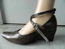 Chaussures femme cuir d'occasion  La Caillère-Saint-Hilaire