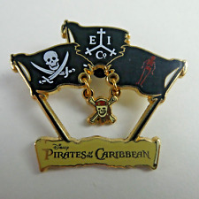 Pin Disney 57835 Trilogia Piratas do Caribe Bandeiras Penduradas Caveira Ossos Cruzados comprar usado  Enviando para Brazil