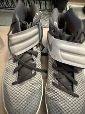 Sapato masculino Nike Kyrie 2 anéis batalha noturna cinza tamanho 11 EUA cinza lobo comprar usado  Enviando para Brazil