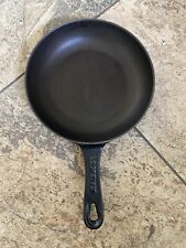 Sartén negra Le Creuset tamaño 22 cm hierro fundido marmitout 2 en 1 segunda mano  Embacar hacia Mexico